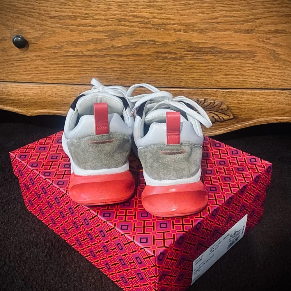Tory Burch Good Luck Trainer women’s sneakers size 9 - Picture 5 of 9